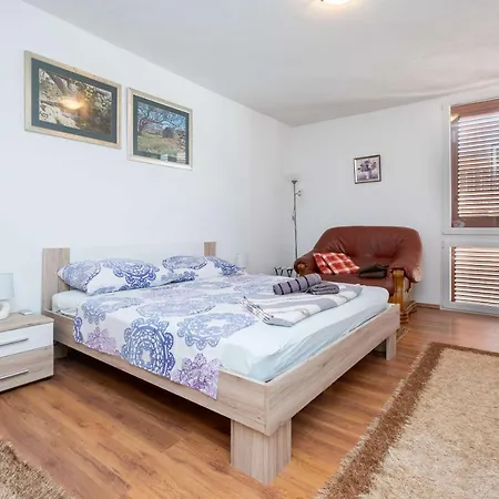 Sunny Apartamento Zadar